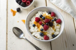  Cottage cheese with fresh berries and honey.